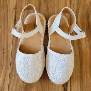 Cat & Jack White Eyelet Lace Toddler Girl Sandal